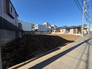 現地手前側(2025年11月撮影)