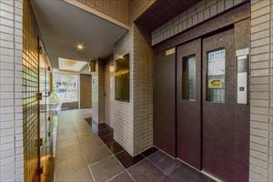 エレベーター(2025年11月撮影)