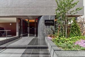 エントランス(2025年11月撮影)