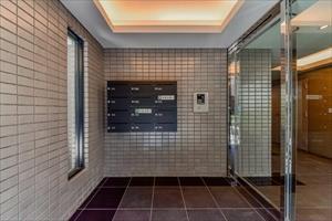 エントランス(2025年11月撮影)