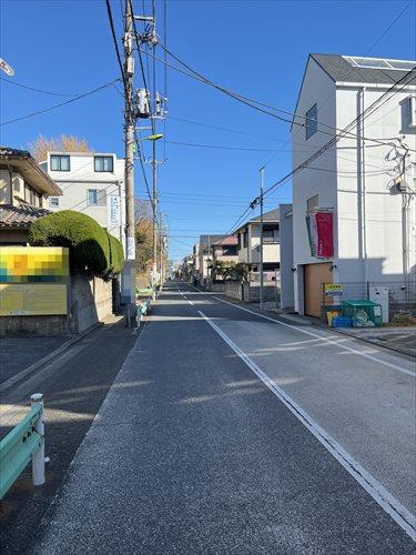 前面道路　2025.12撮影