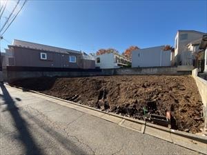 現地奥側(2025年11月撮影)