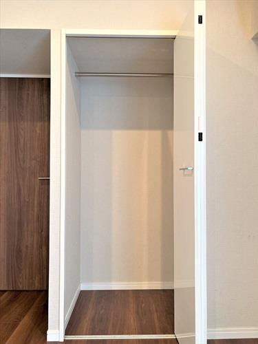 洋室約6.8帖クローゼット