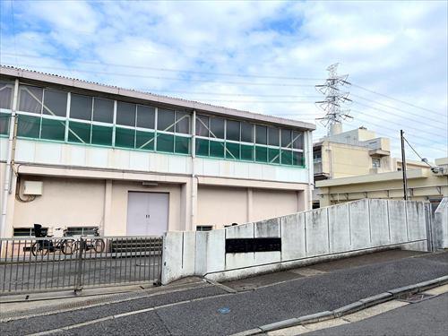 横浜市立あざみ野第二小学校まで1200m