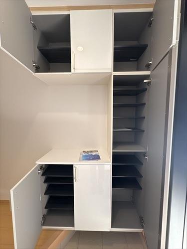 シューズボックス