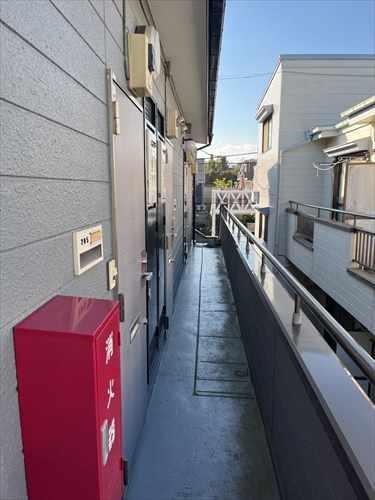 外廊下（2025年11月撮影）