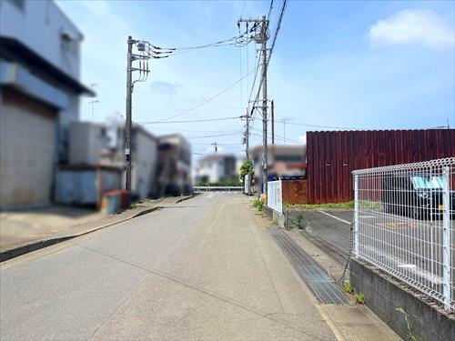 現地含む前面道路 現地含む前面道路