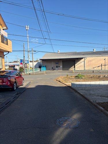前面道路（2025年11月撮影）