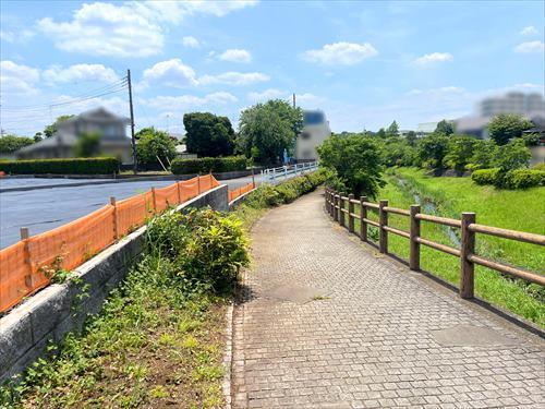 北側歩道
