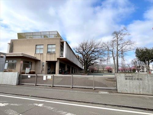 相模原市立夢の丘小学校まで1690m
