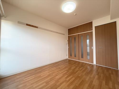 洋室（約6.2帖）