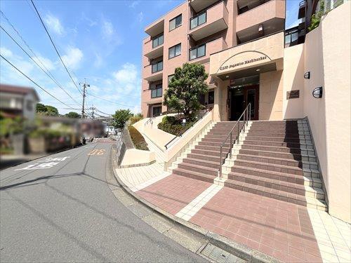 現地含む前面道路