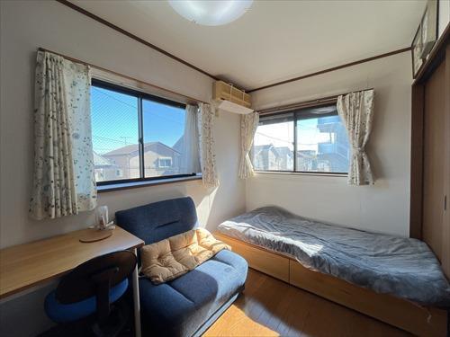 洋室（約5.5帖）