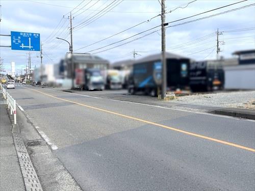 現地含む前面道路（2026年2月撮影）