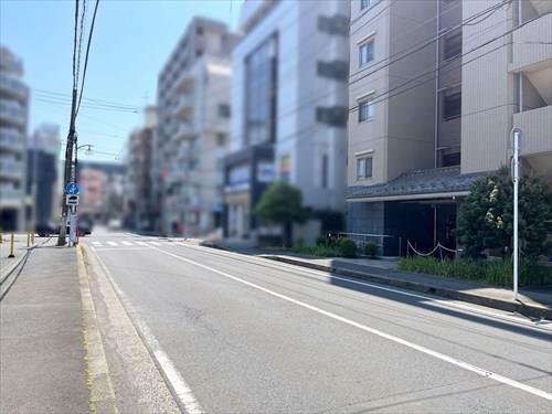 現地含む前面道路