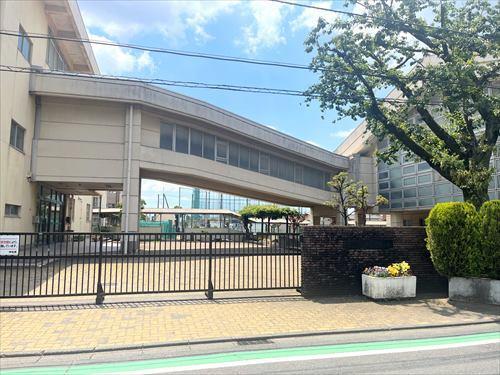 相模原市立麻溝台中学校まで710m 相模原市立麻溝台中学校まで710m