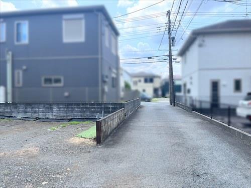 現地含む前面道路