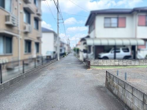 現地含む前面道路