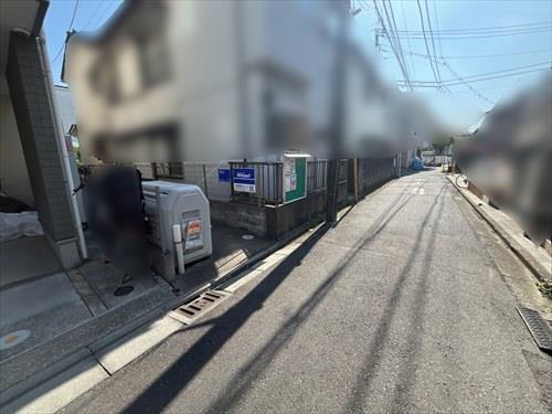 前面道路を含む現地写真