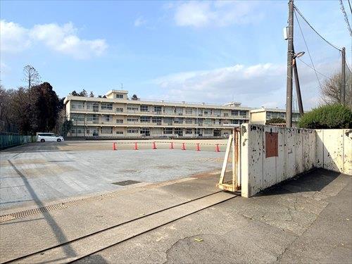 相模原市立大野台小学校まで730m