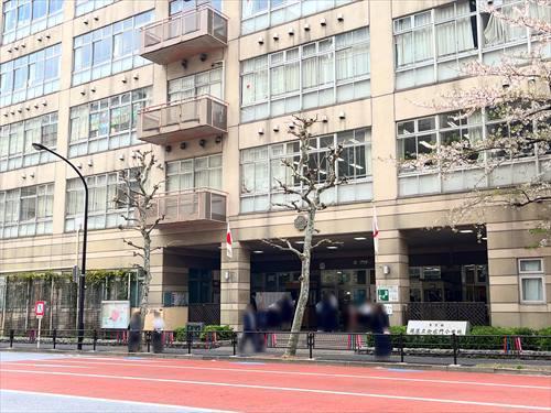 御成門学園御成門小学校まで1310m