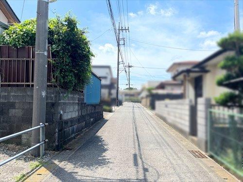 現地含む前面道路