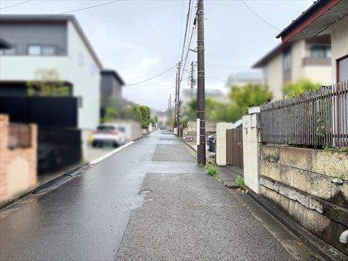 現地含む前面道路