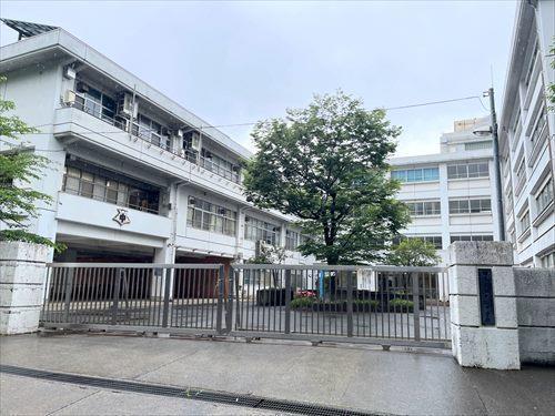 鎌倉市立手広中学校まで700m