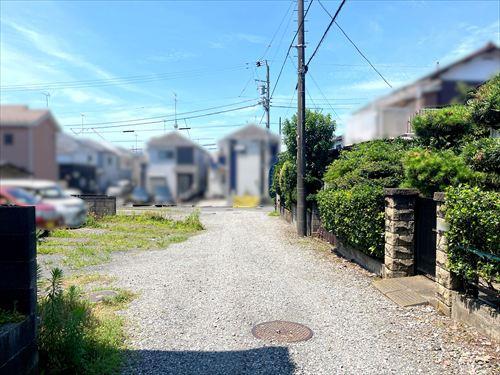 現地含む前面道路(2026年7月撮影) 現地含む前面道路(2026年7月撮影)