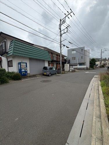 北側前面道路