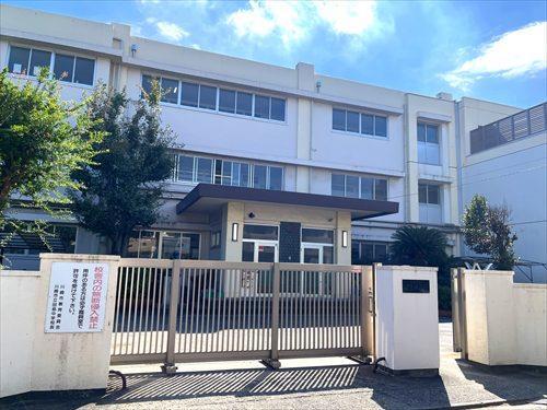川崎市立田島中学校まで1020m
