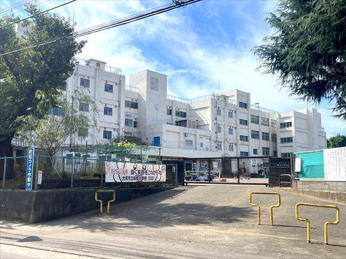 大和市立柳橋小学校まで680m