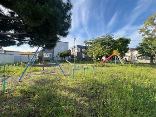 ひよこ公園　120ｍ