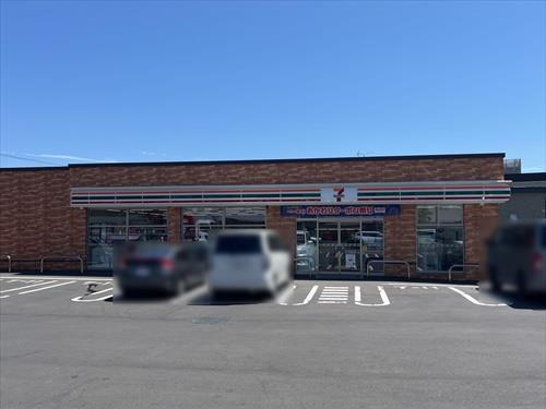 セブンイレブン江別大麻店まで340ｍ