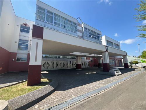 札幌市立ノホロの丘小学校　1460m