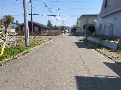 南側前面道路