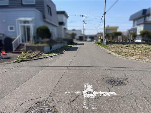南側前面道路