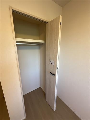 4.5帖洋室クローゼット