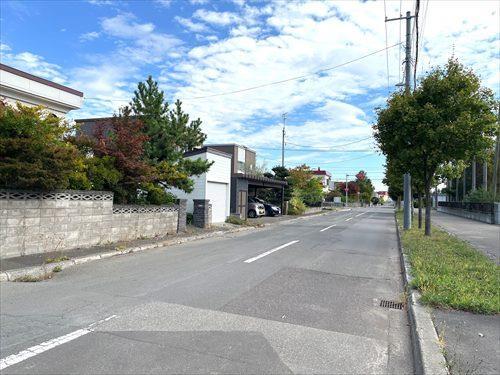 南西側前面道路