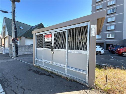 ごみ置き場