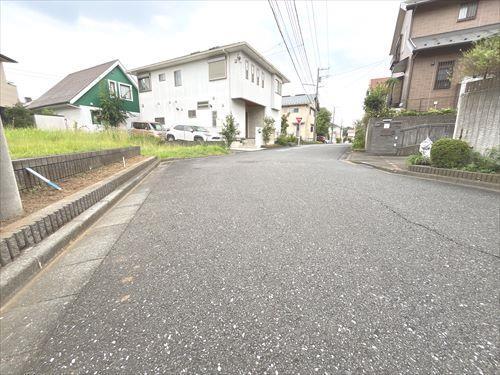 前面道路【2024年9月撮影】