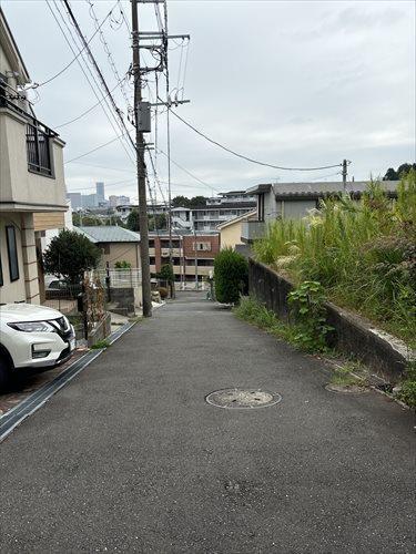 現地前面道路【2024年10月撮影】