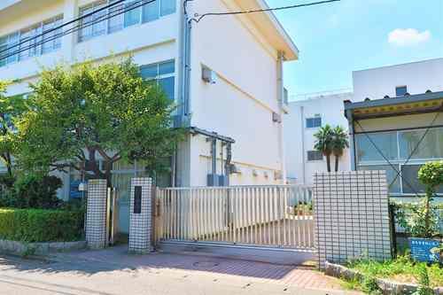 国立第二中学校まで760m 国立第二中学校まで760m