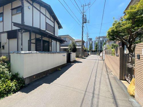 【現地前面道路2025年7月撮影】 【現地前面道路2025年7月撮影】