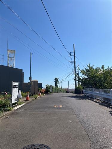 前面道路(2025年7月撮影)