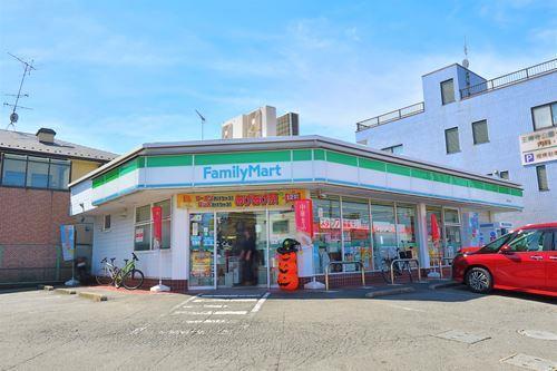 ファミリーマート王禅寺西店まで230ｍ