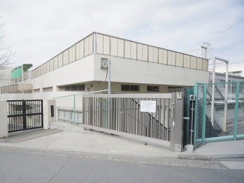 横浜市立馬場小学校 360m