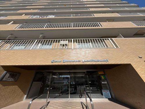 エントランス(2025年11月撮影))