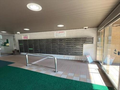 集合ポスト(2025年11月撮影))