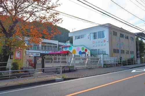 ナザレ幼稚園まで750ｍ